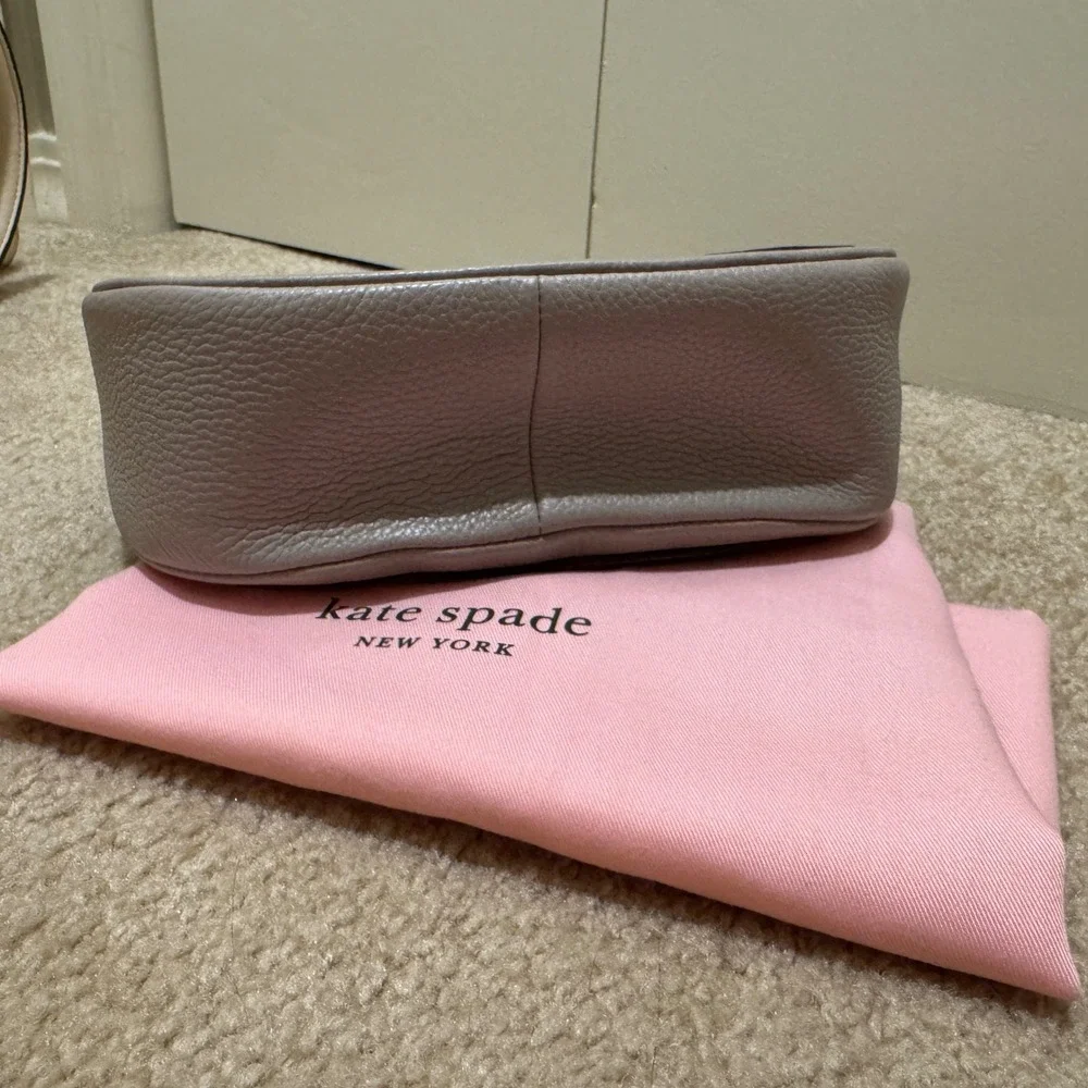 Kate Spade Roulette Saddle Bag Grey Pebbled‎ Leather Crossbody PXRUB373